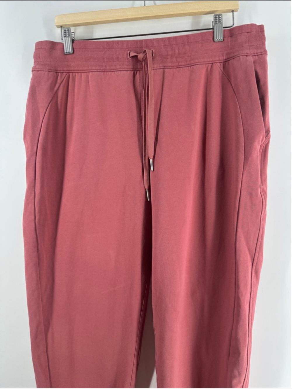 Lululemon Scuba High-Rise French Terry Jogger smoky red lounge wear gym sz 14 - Picture 7 of 11